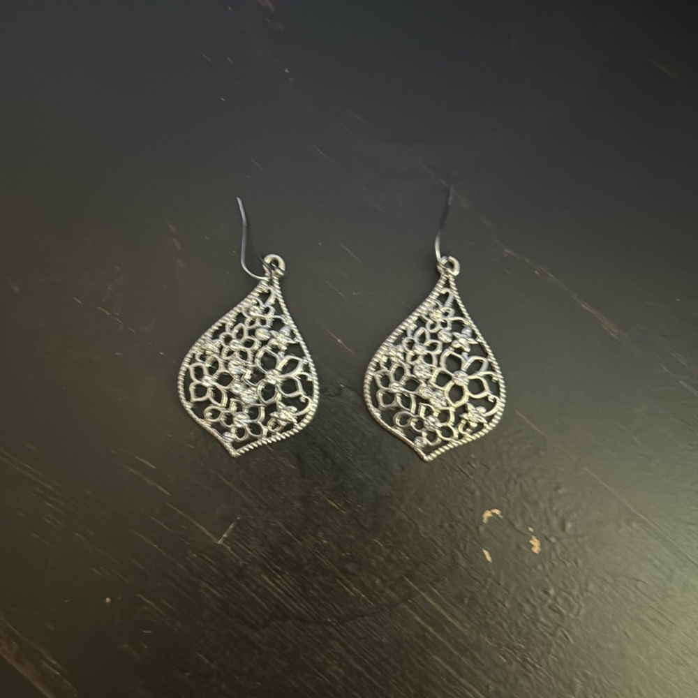 Silver flower drip earrings
